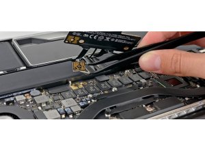 Не работает материнская плата ноутбука